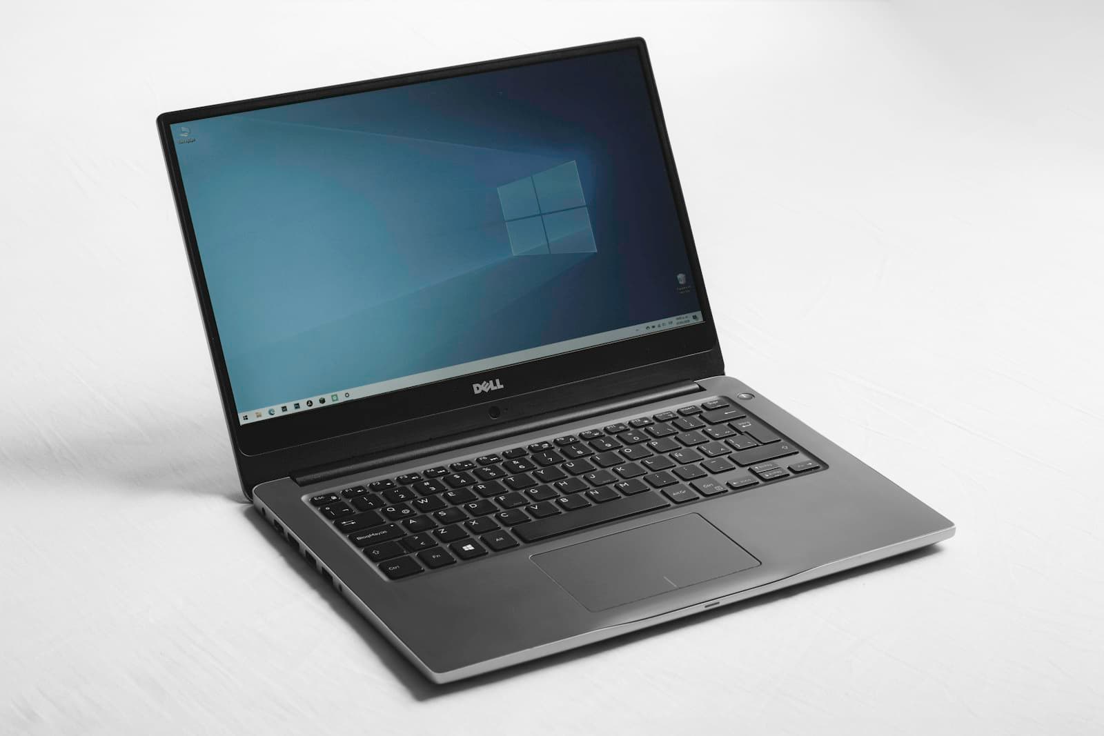 Demo Business Laptop 14"