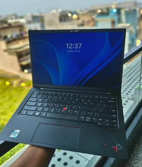 Lenovo ThinkPad X1 Carbon Core i7 11th Gen 14" (Refurbished)